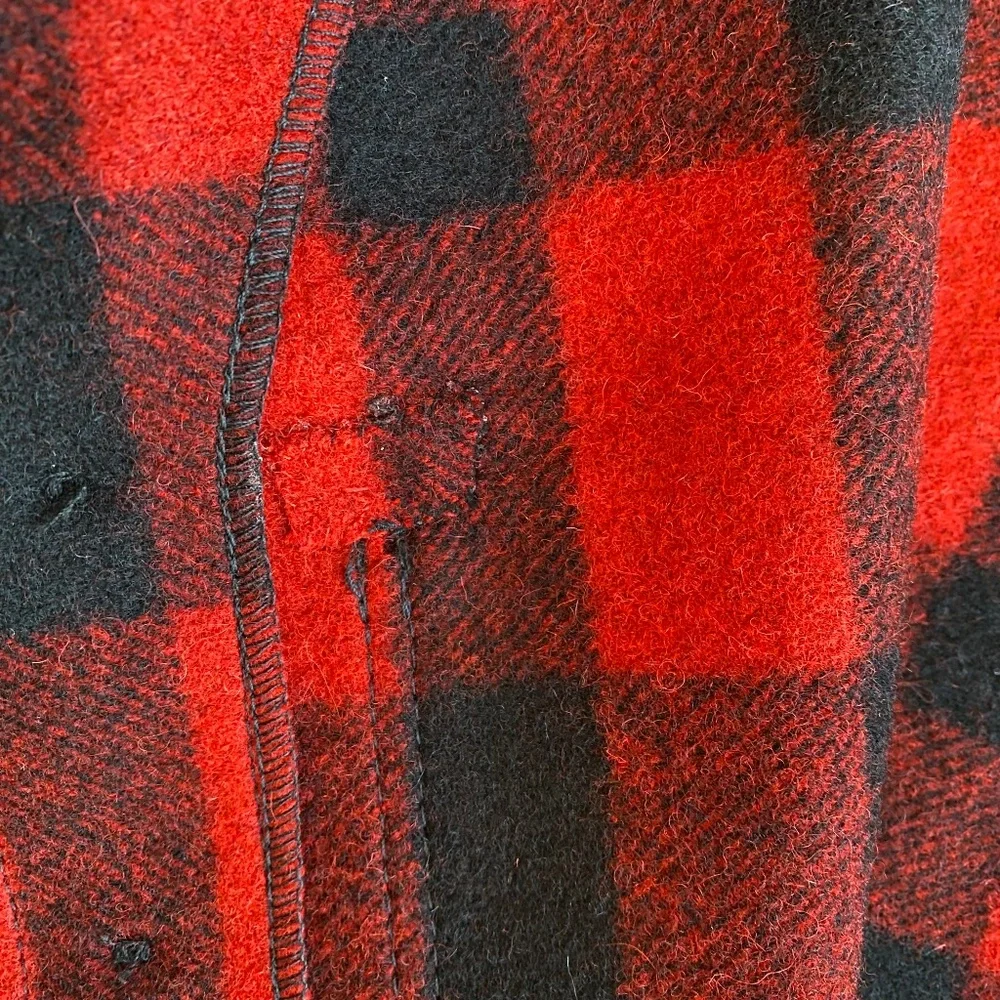 Mens Filson 100% wool Mackinaw red and black vest Size XL - Picture 11 of 11